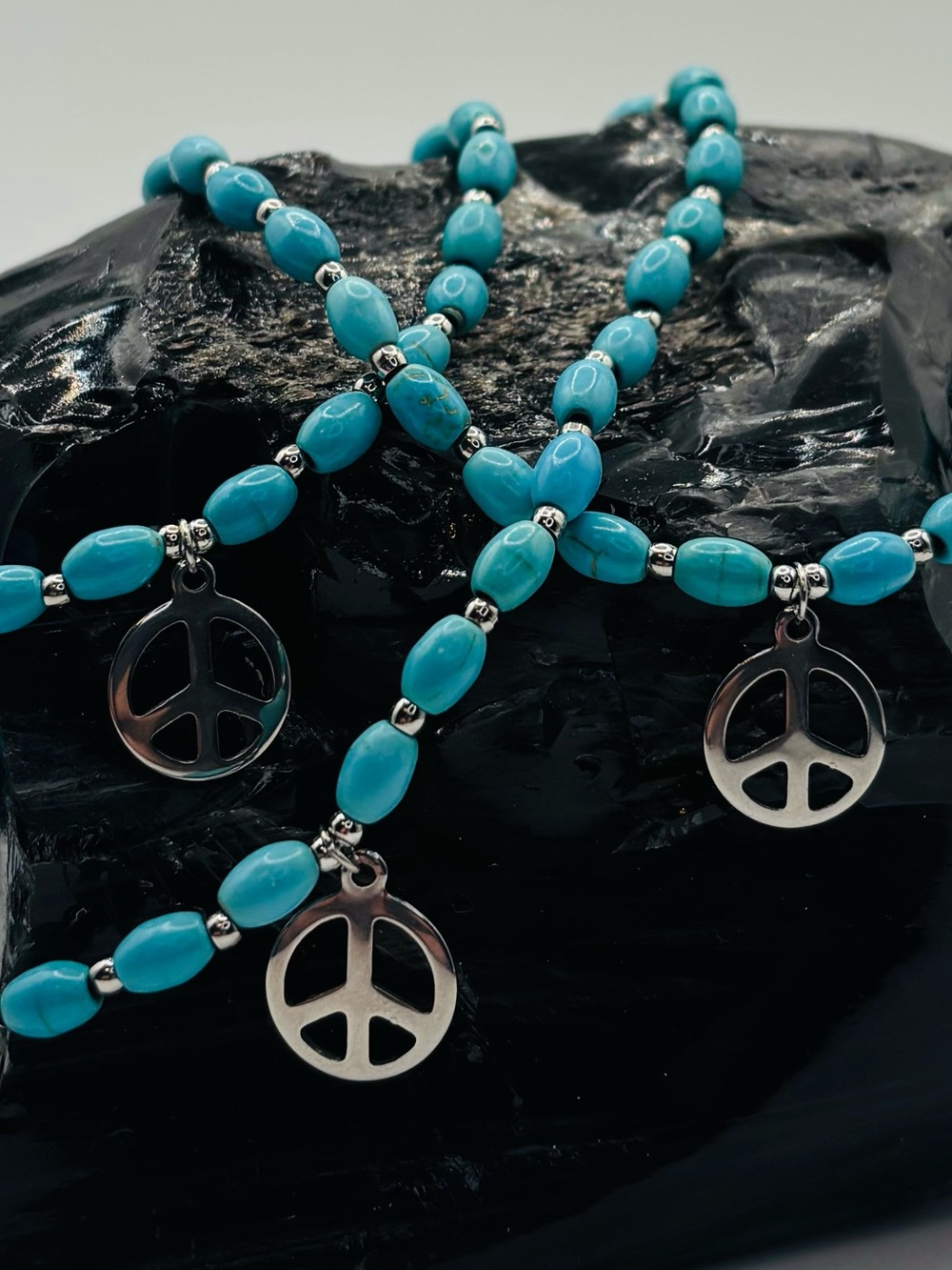 *ANKLET* S. Steel Peace Sign with Dyed Turquoise Stone Stretchy Anklet